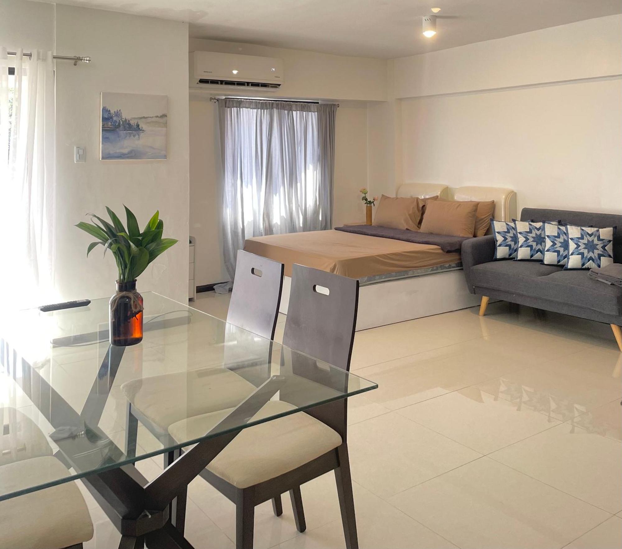The Premier Suite Lapu-Lapu City Exteriör bild