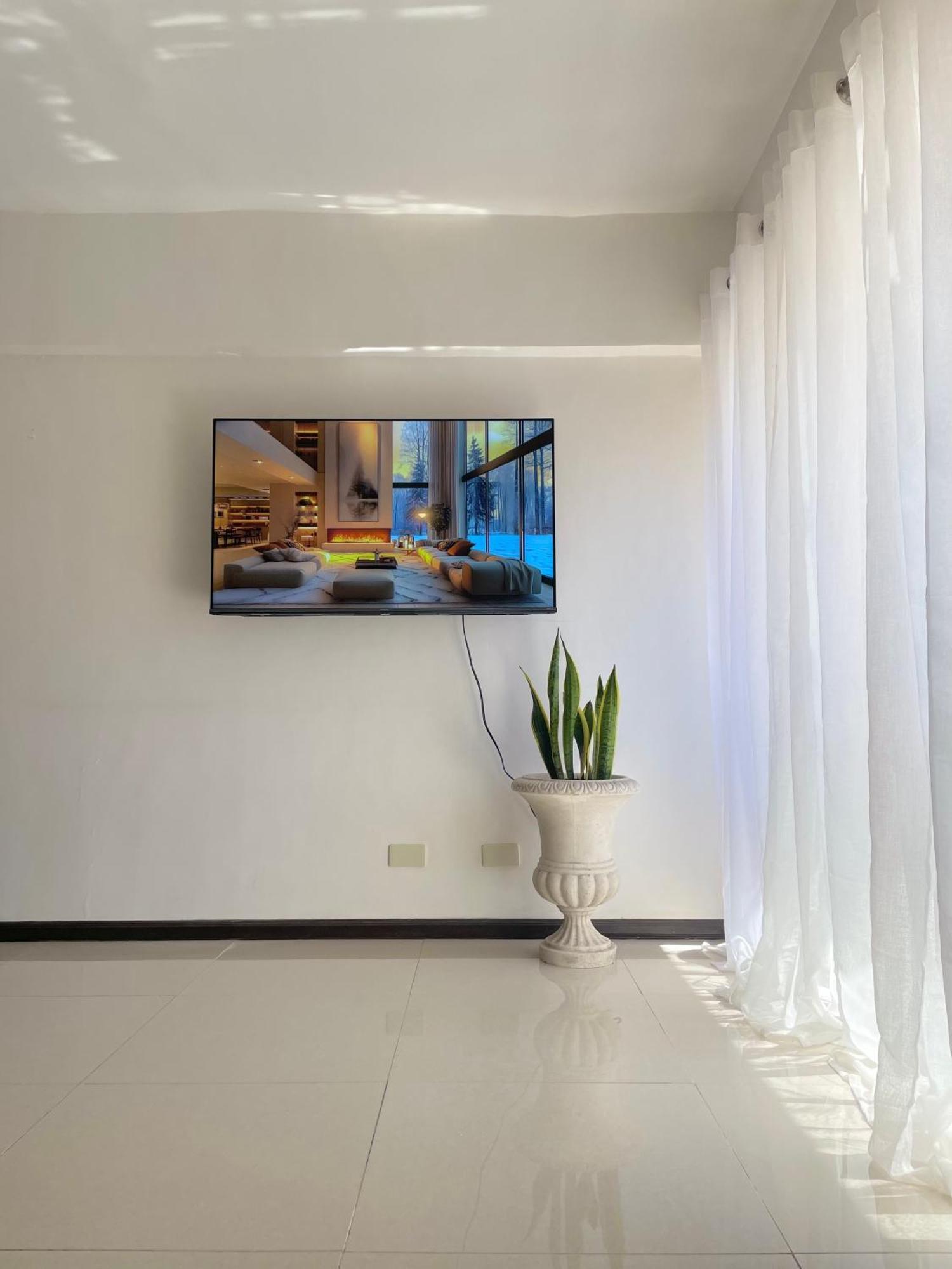 The Premier Suite Lapu-Lapu City Exteriör bild